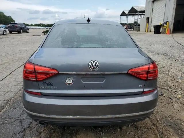 2016 VOLKSWAGEN PASSAT SE  