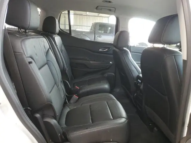 2022 GMC ACADIA SLT  