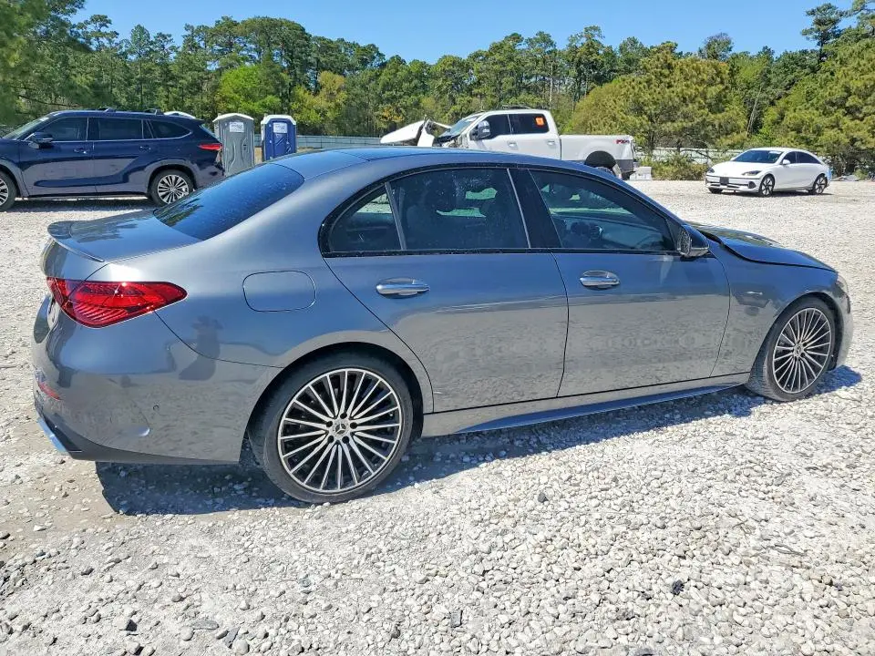 2024 MERCEDES-BENZ C 300  