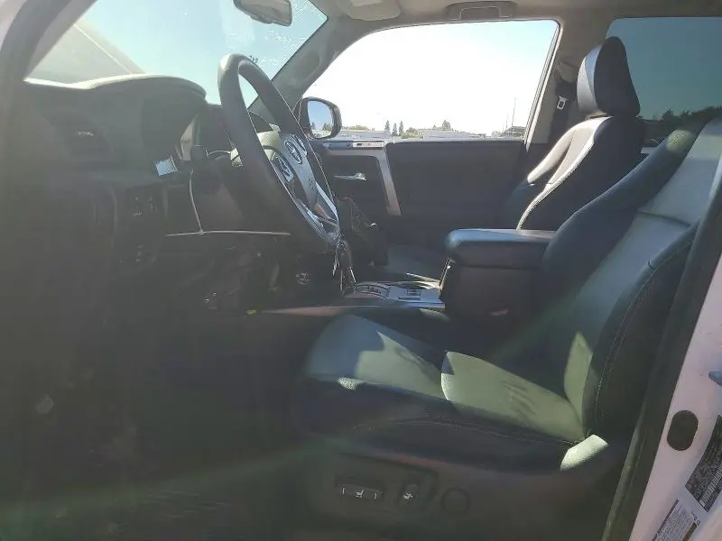 2018 TOYOTA 4RUNNER SR5 PREMIUM  
