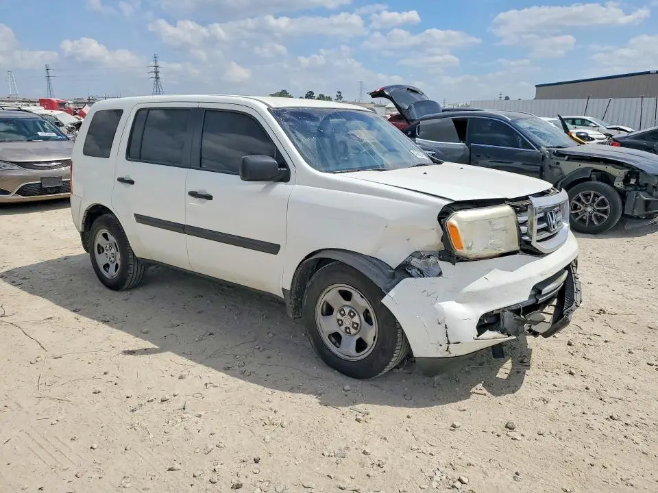2015 HONDA PILOT LX  