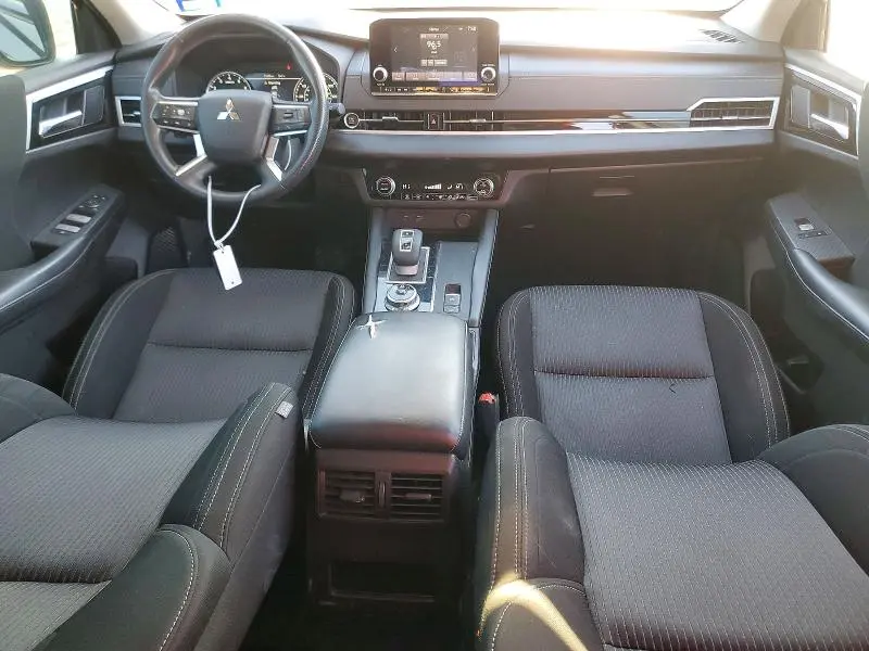 2022 MITSUBISHI OUTLANDER ES  