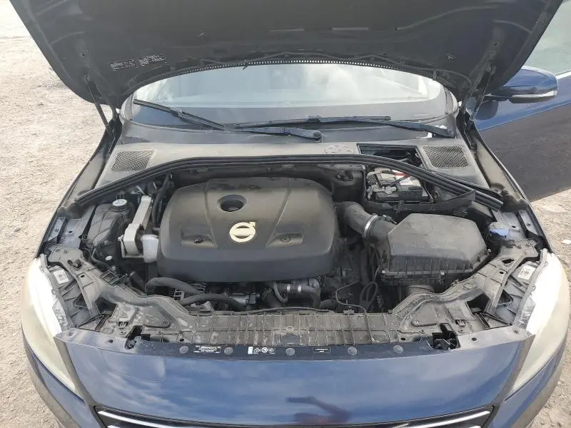 2015 VOLVO S60 PREMIER  