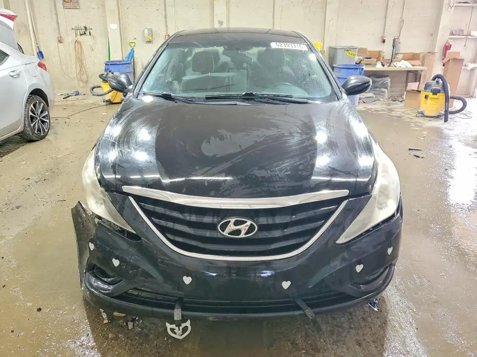2011 HYUNDAI SONATA GLS  