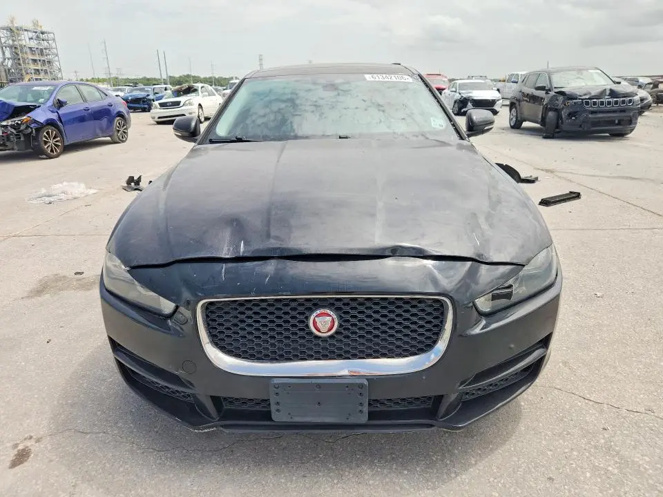 2018 JAGUAR XE   
