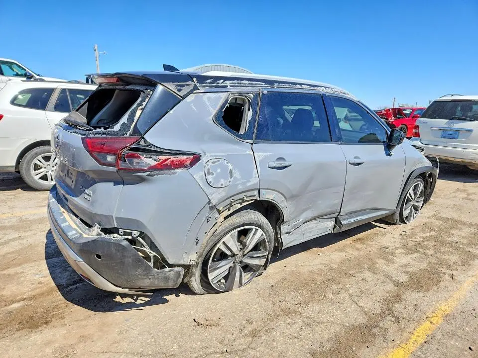 2021 NISSAN ROGUE PLATINUM  