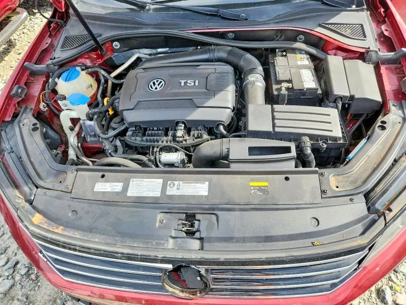 2017 VOLKSWAGEN PASSAT SE  