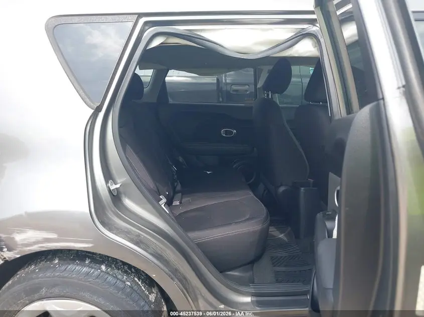 2015 KIA SOUL  