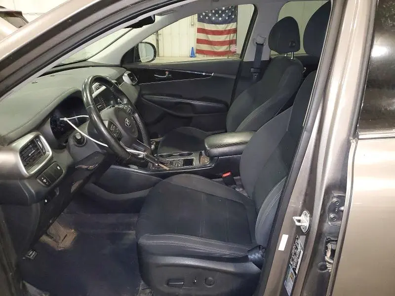 2018 KIA SORENTO LX  