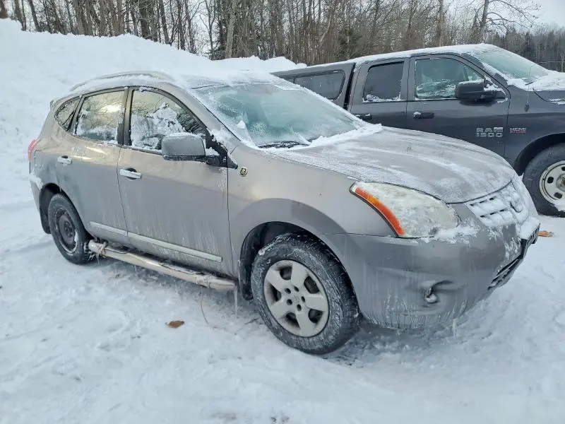 2011 NISSAN ROGUE S  