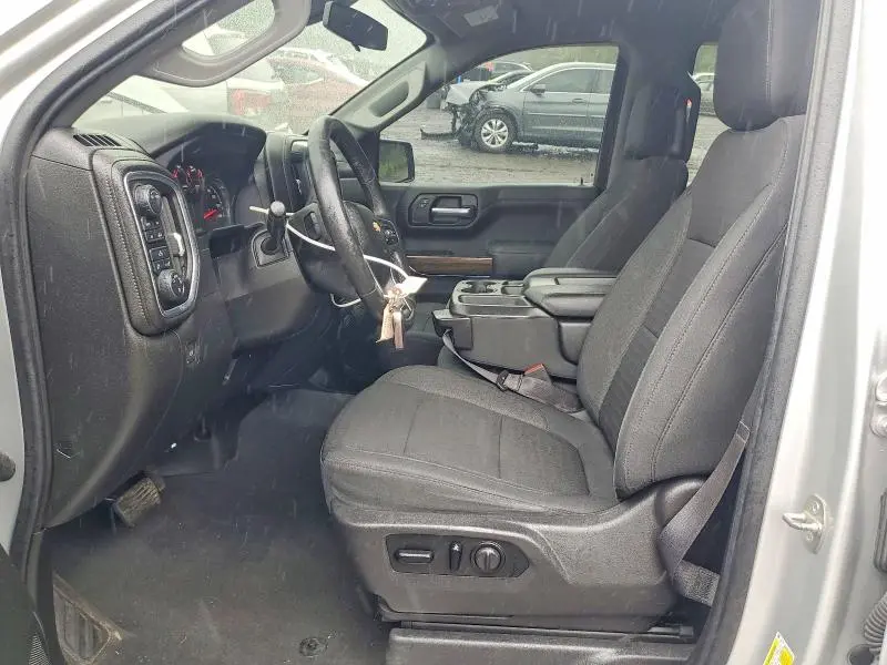 2020 CHEVROLET SILVERADO K1500 LT  