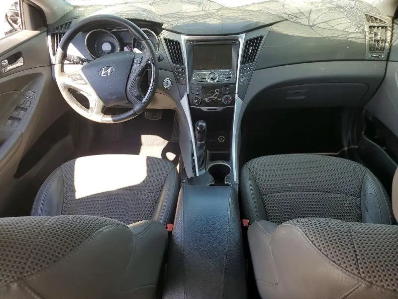 2012 HYUNDAI SONATA SE  