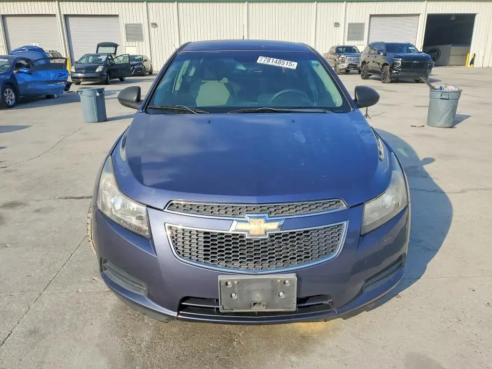 2014 CHEVROLET CRUZE LS  