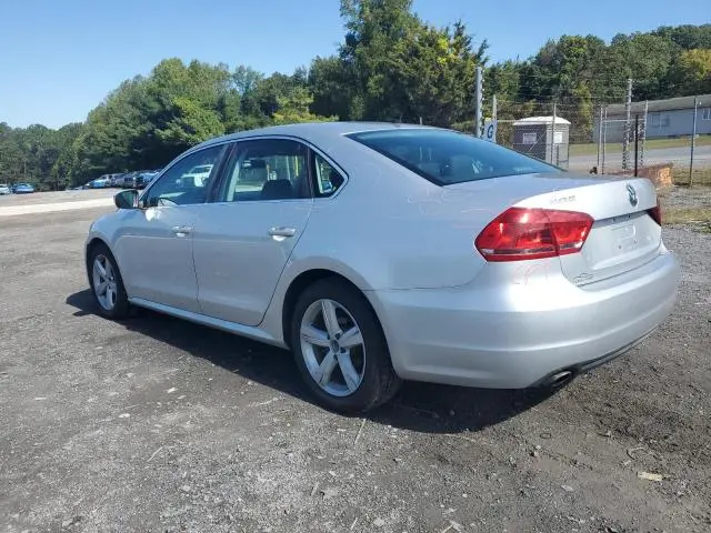 2012 VOLKSWAGEN PASSAT SE