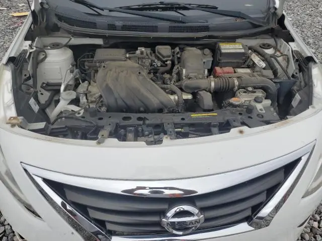 2015 NISSAN VERSA S  