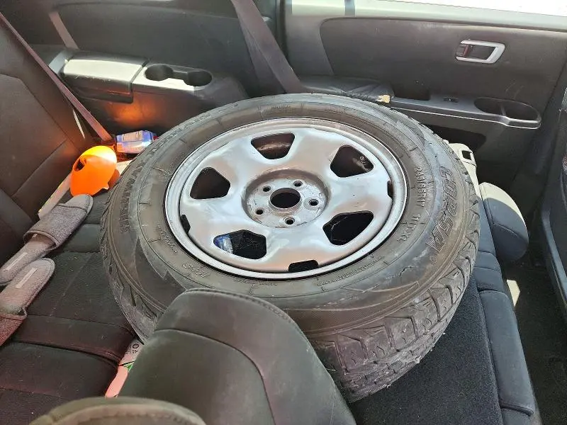 2011 HONDA PILOT LX  