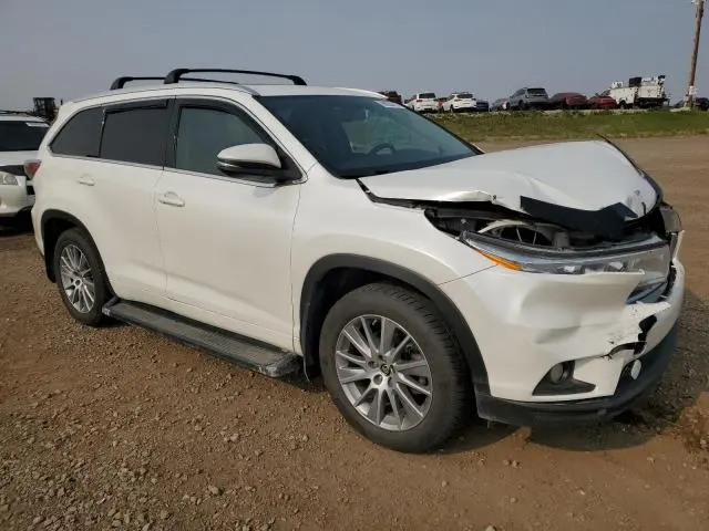 2016 TOYOTA HIGHLANDER XLE  