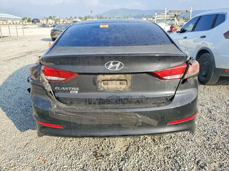 2018 HYUNDAI ELANTRA SE  