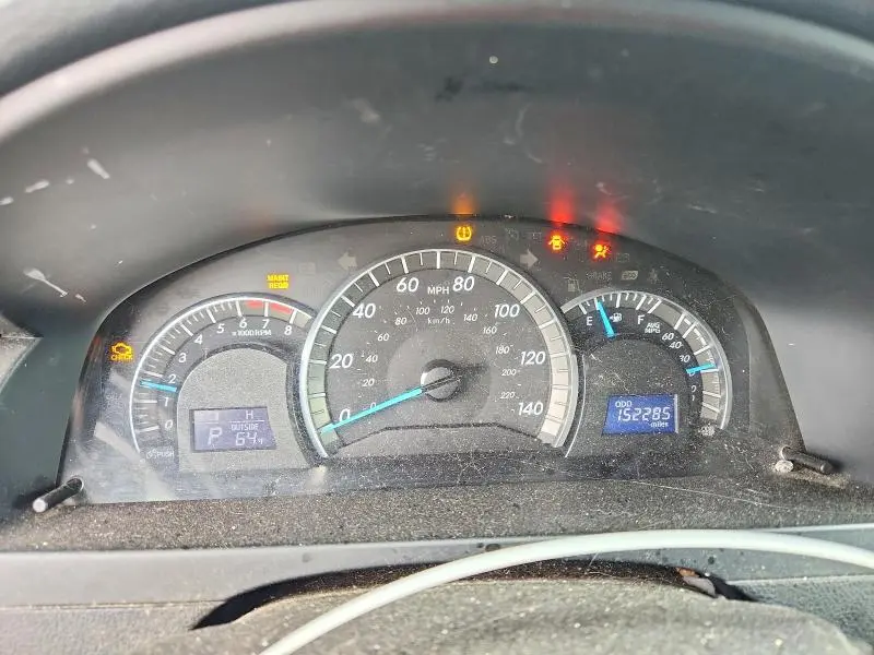 2014 TOYOTA CAMRY SE  