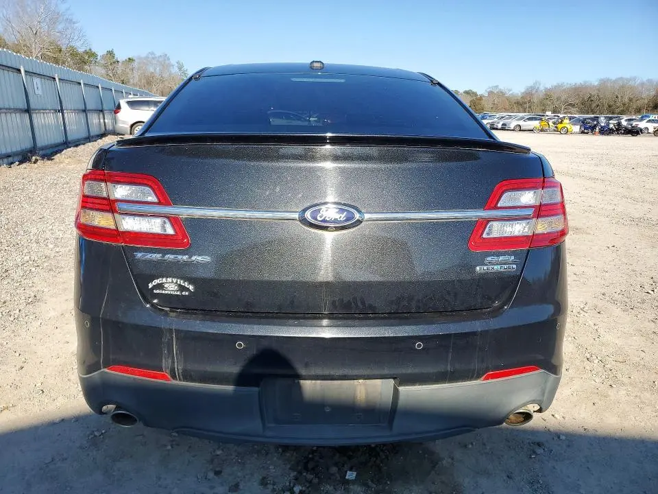 2015 FORD TAURUS SEL  