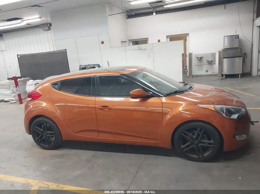 2013 HYUNDAI VELOSTER BASE W/BLACK