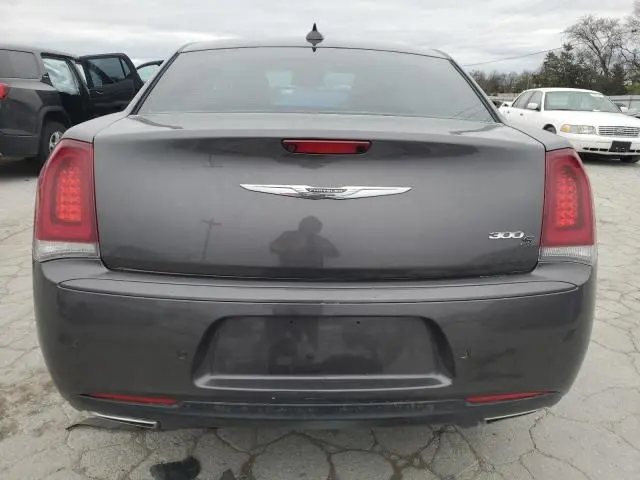 2018 CHRYSLER 300 S
