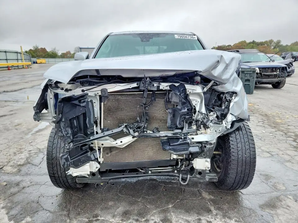2022 TOYOTA TACOMA SR  