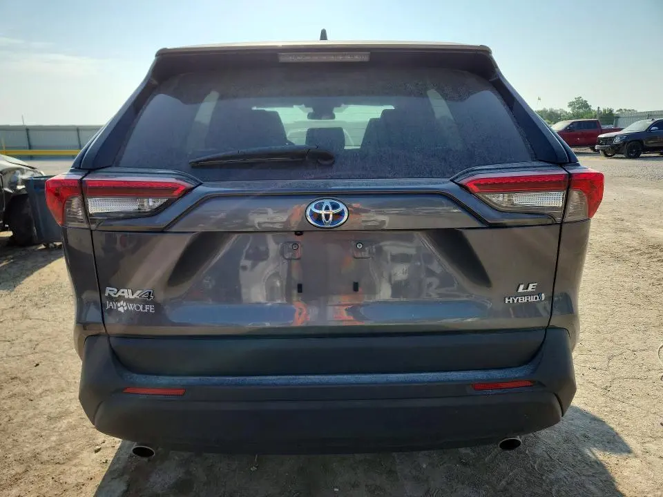 2024 TOYOTA RAV4 LE  