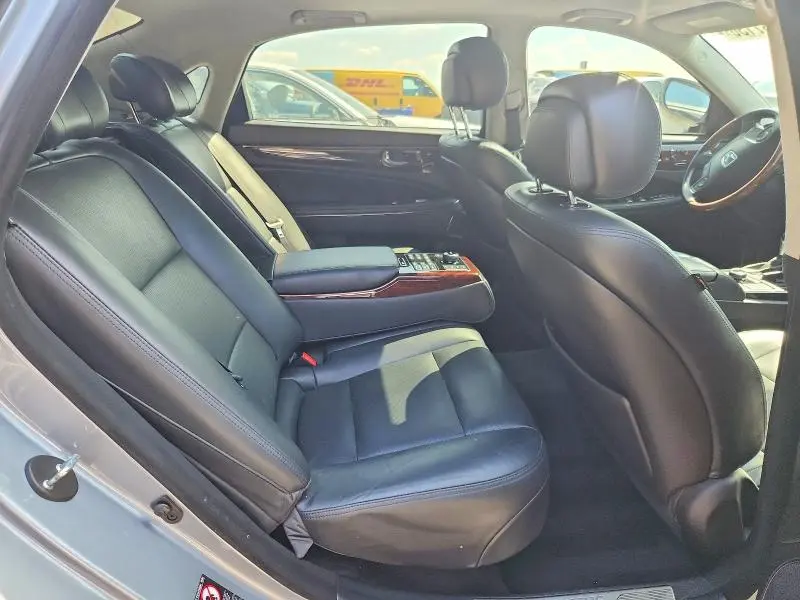 2016 HYUNDAI EQUUS SIGNATURE  