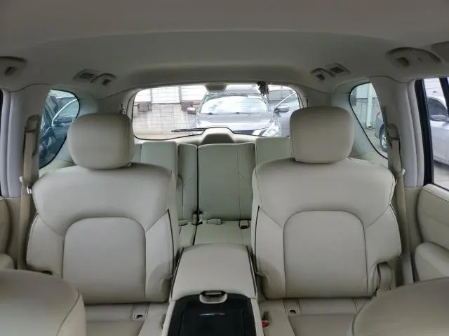 2022 INFINITI QX80 LUXE  