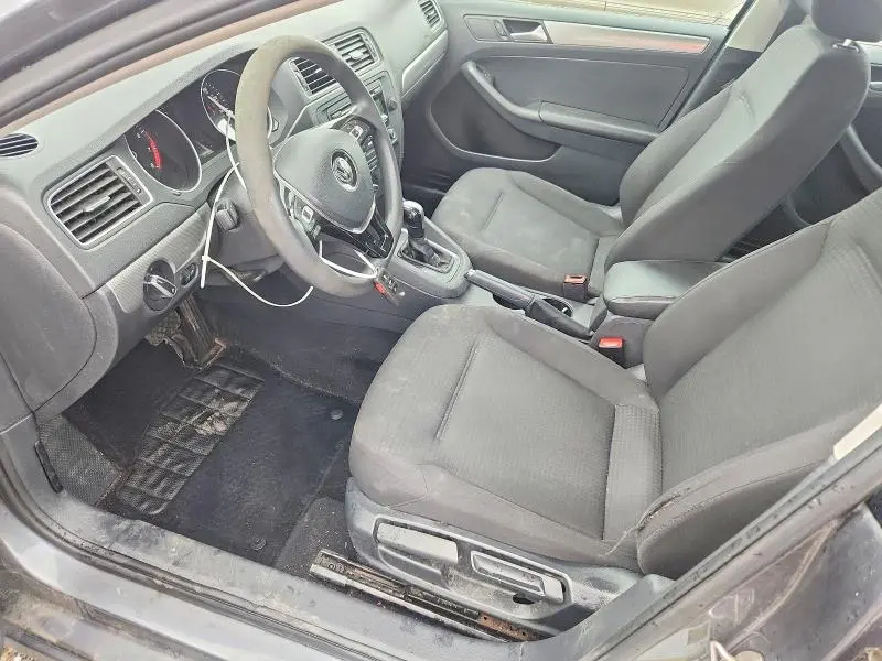 2015 VOLKSWAGEN JETTA SE  