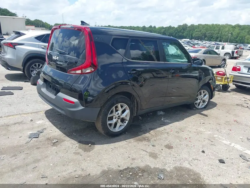 2022 KIA SOUL LX