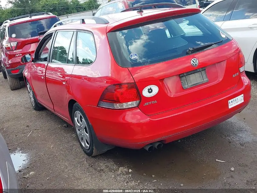 2012 VOLKSWAGEN JETTA SPORTWAGEN 2.5L S