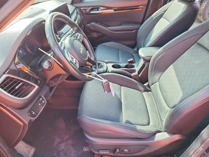 2022 KIA SELTOS EX  