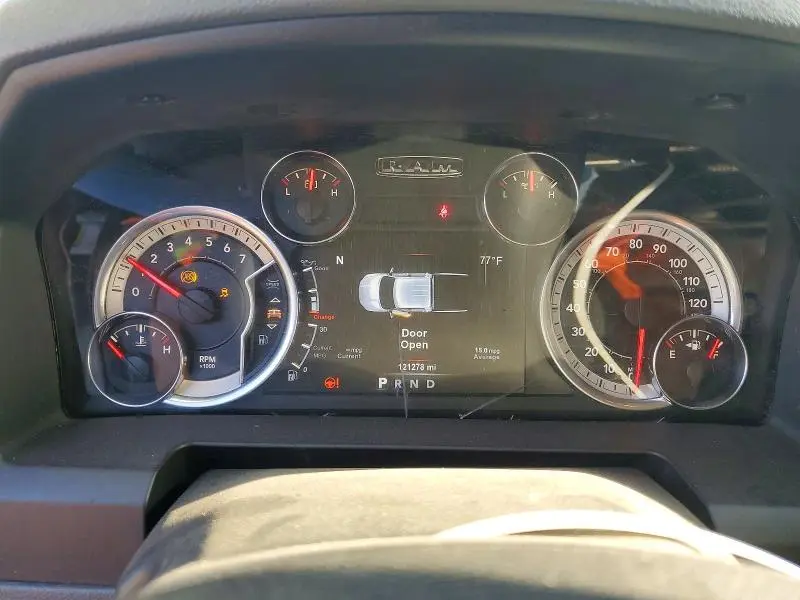 2018 RAM 1500 SLT  