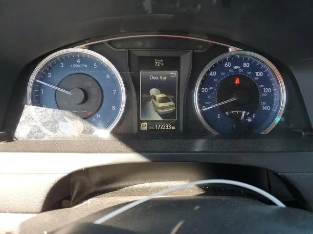 2016 TOYOTA CAMRY LE  