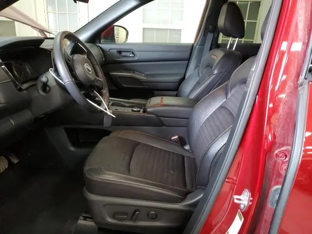 2023 NISSAN PATHFINDER SV  