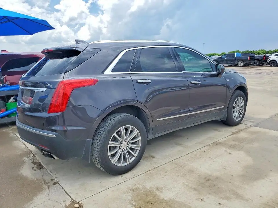 2017 CADILLAC XT5 LUXURY  