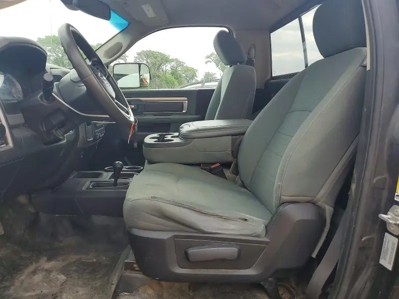 2015 RAM 2500 ST  