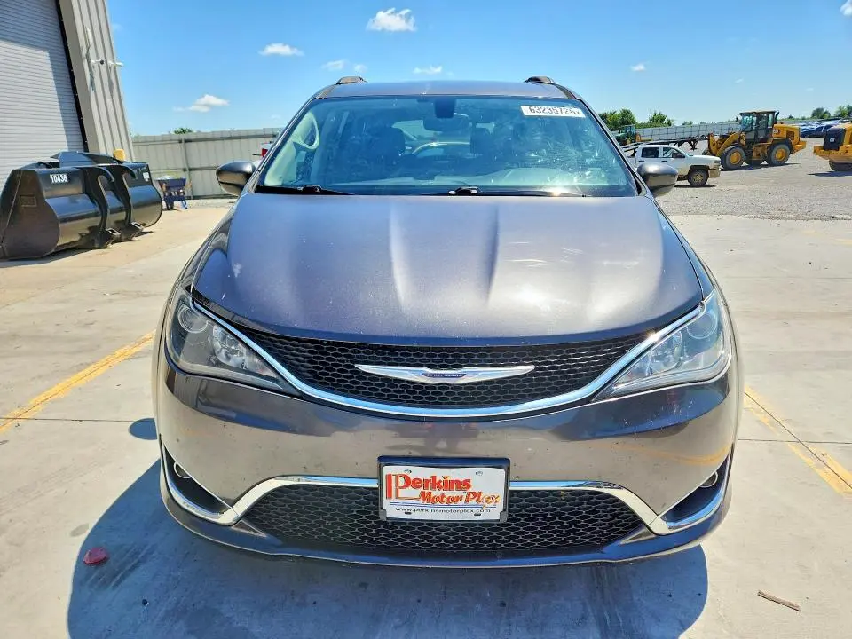 2017 CHRYSLER PACIFICA TOURING L  