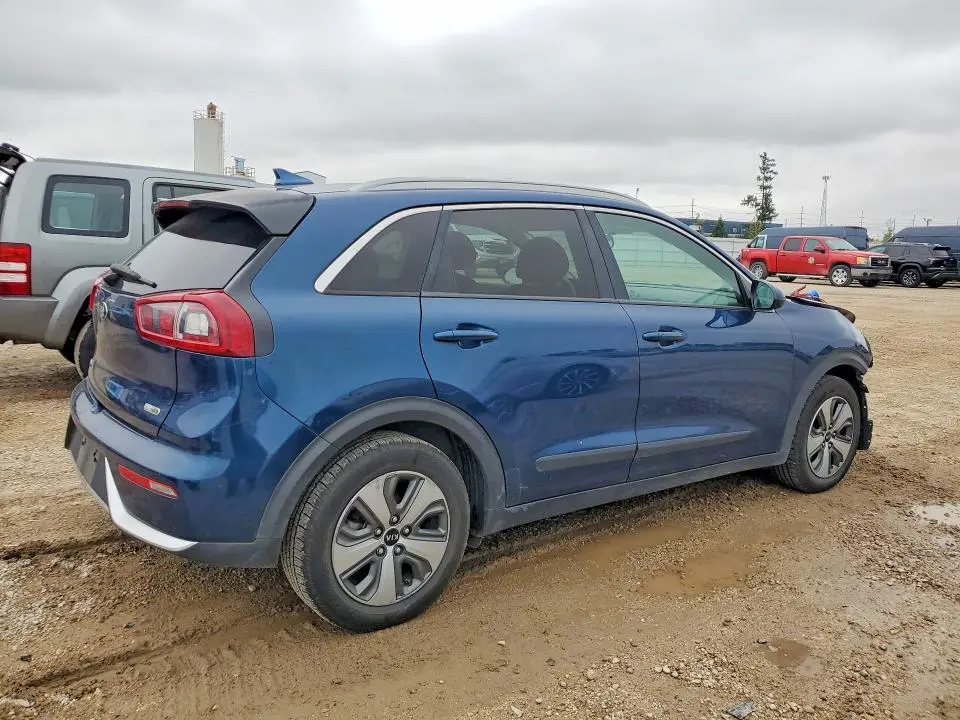 2019 KIA NIRO LX  