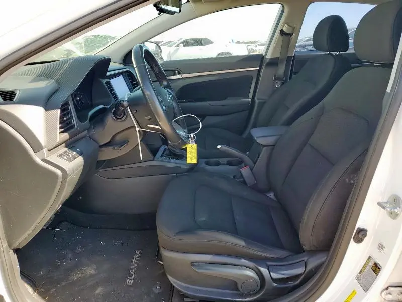 2019 HYUNDAI ELANTRA SEL  