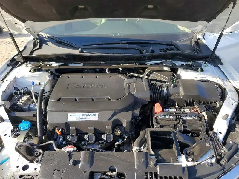 2017 HONDA ACCORD TOURING  