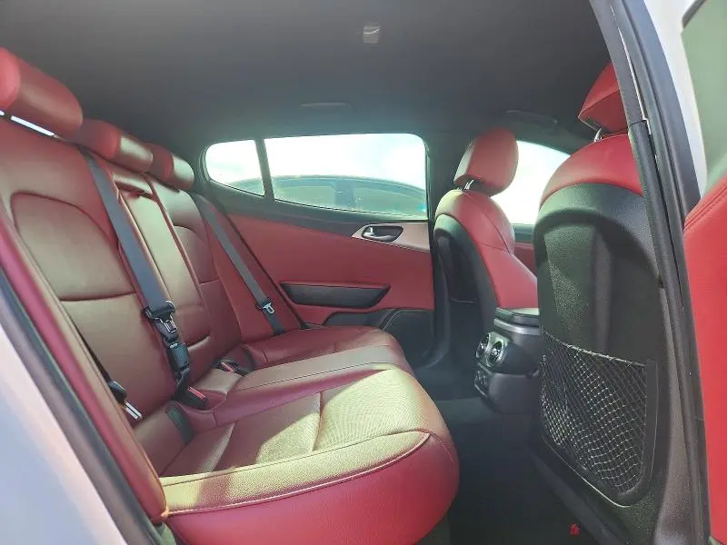 2020 KIA STINGER GT  