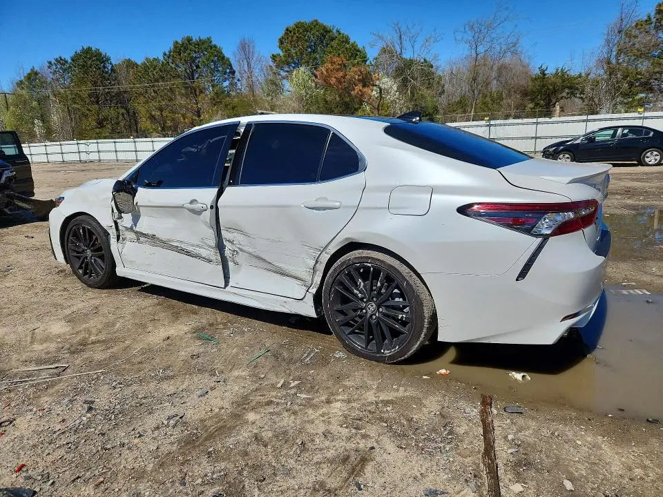 2023 TOYOTA CAMRY XSE  