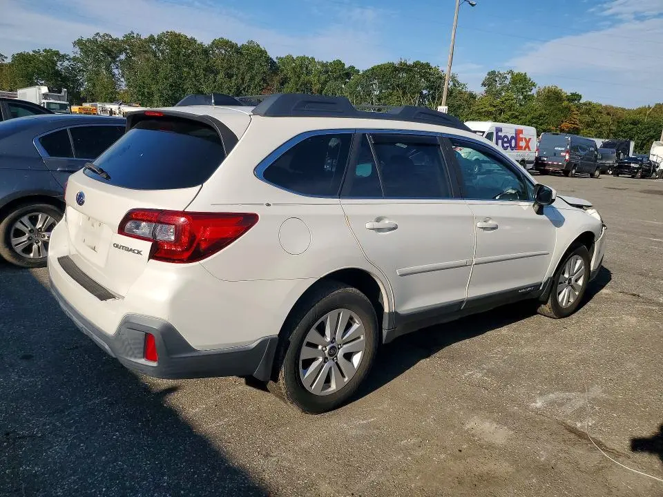 2018 SUBARU OUTBACK 2.5I PREMIUM  