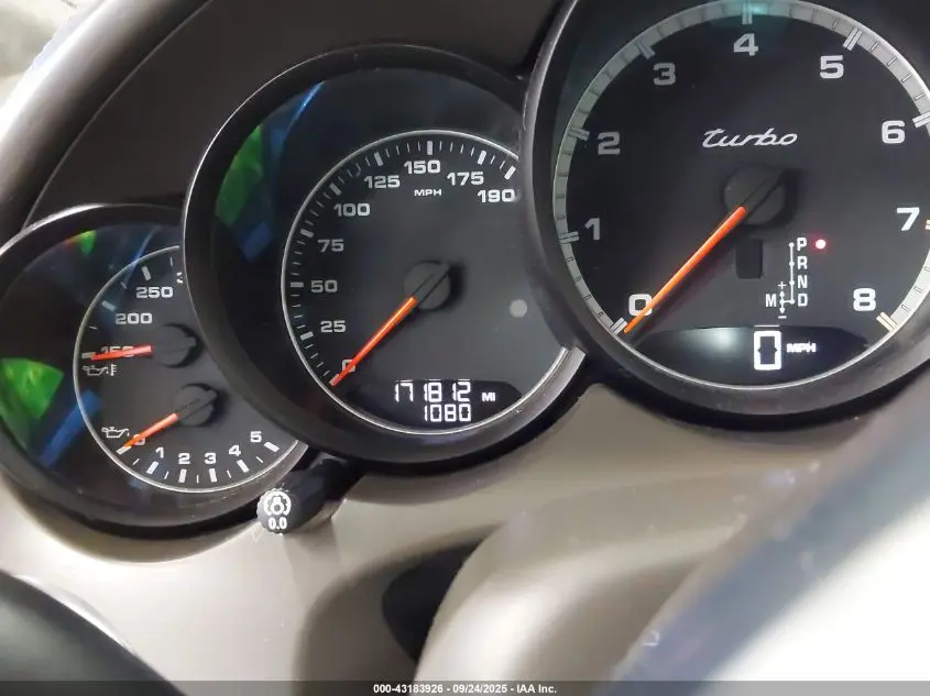 2016 PORSCHE CAYENNE TURBO/TURBO S