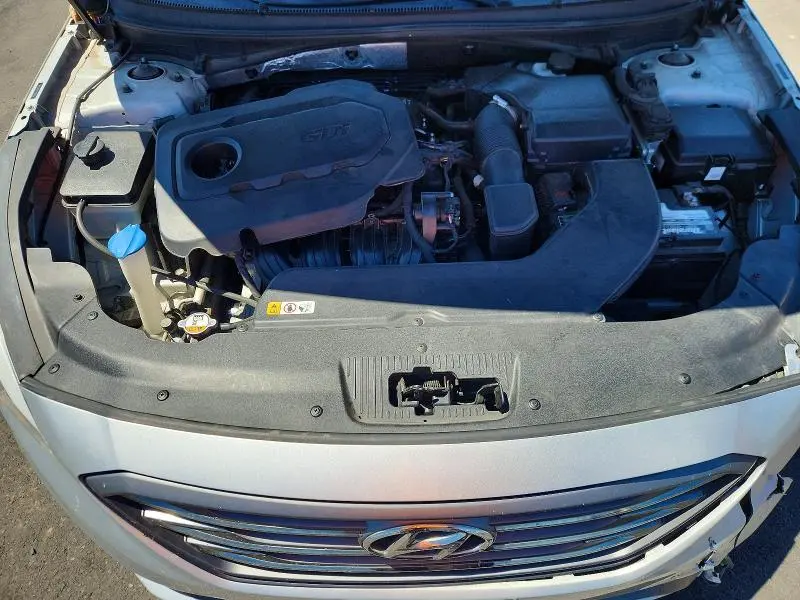 2015 HYUNDAI SONATA SPORT  