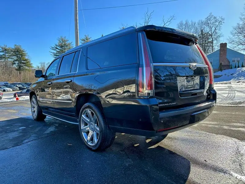 2019 CADILLAC ESCALADE ESV  