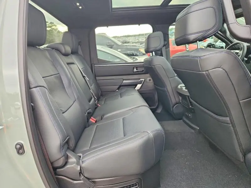 2025 TOYOTA TUNDRA CREWMAX PLATINUM  